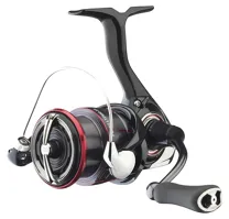 Daiwa Naviják 23 Fuego LT2500-XH (1)